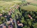 Grundstück mit Reitplatz, Trail und Wiesen