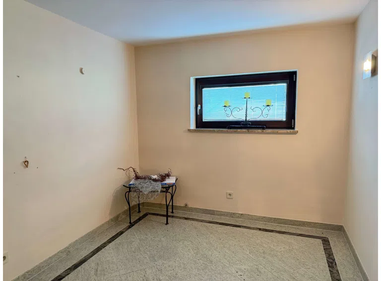 Flur EG Garderobe