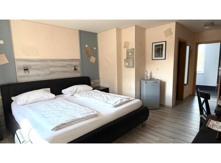 Doppelzimmer (5)