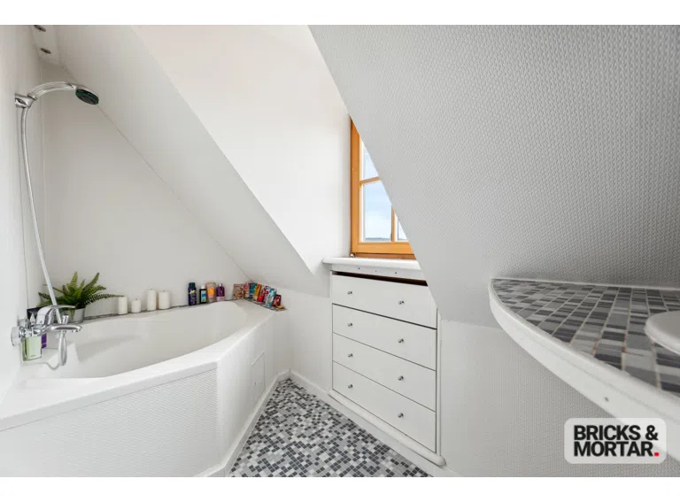 Ebene 3 | Badezimmer 2