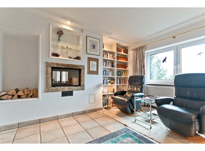 EG: Kamin-/Lesezimmer