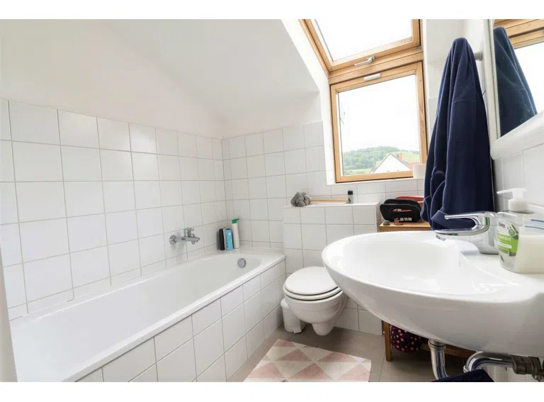 Anbau - OG - Badezimmer