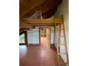 Zimmer mit Hochebene