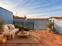 (KI-generiert) Beispiel: Terrasse
