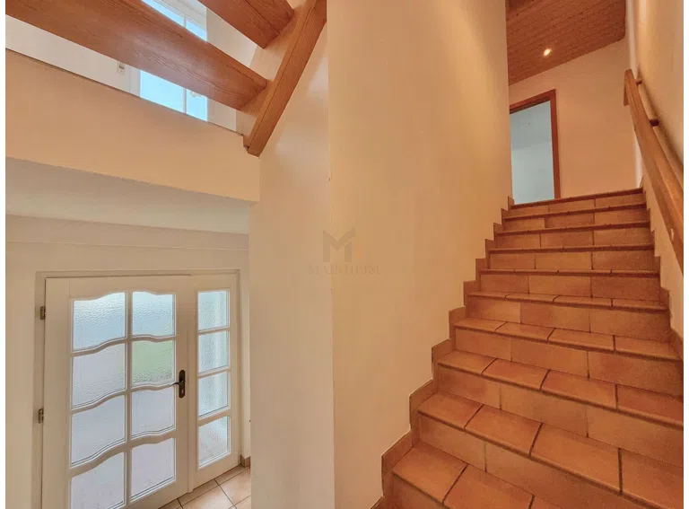 Treppe zum OG