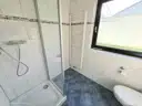 Bad mit Dusche UG