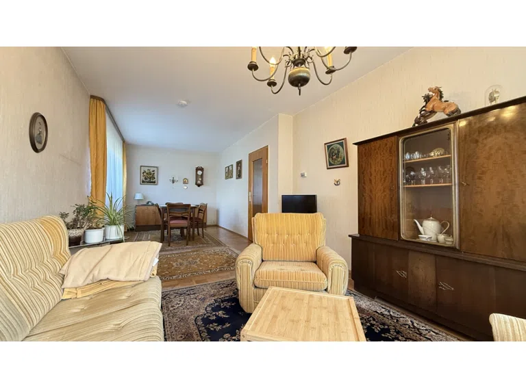 Wohn- und Esszimmer EG
