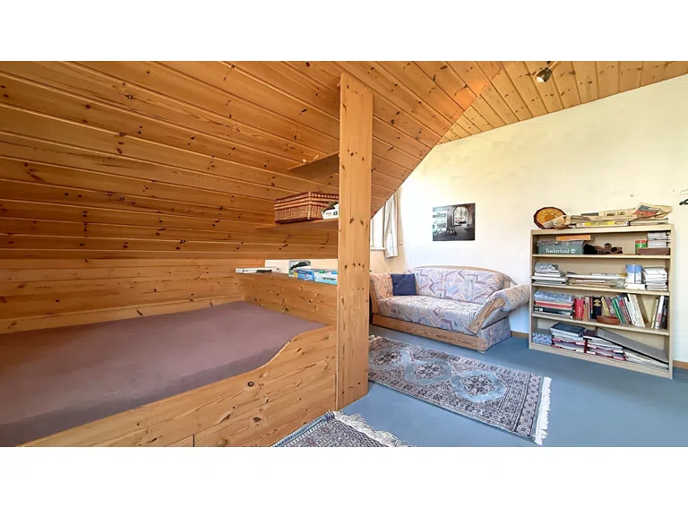 Schlafzimmer 4