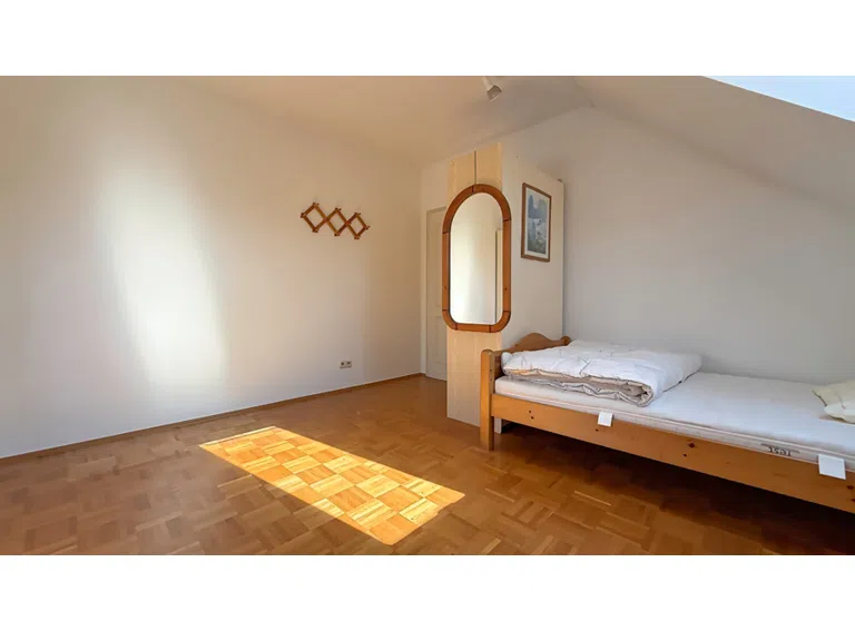 Schlafzimmer 3