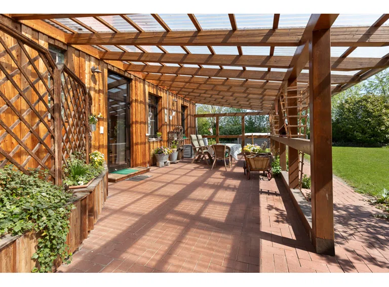 Überdachte Terrasse