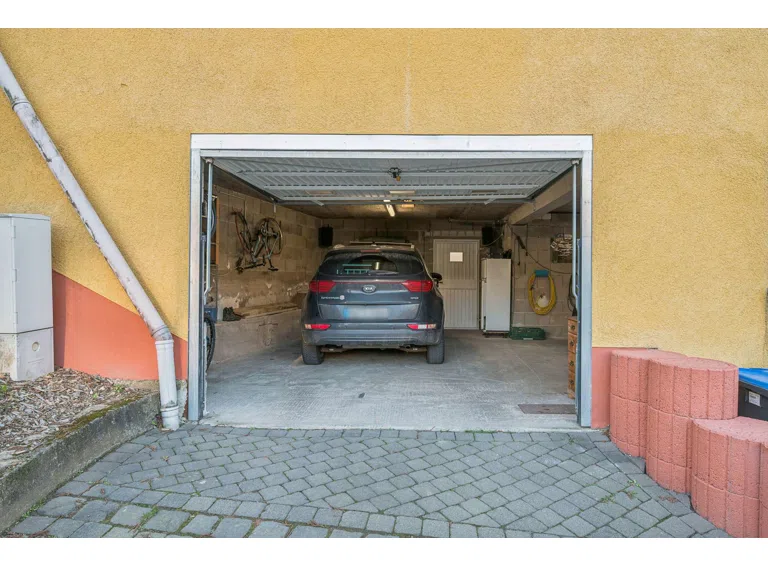 Garage Haus 2