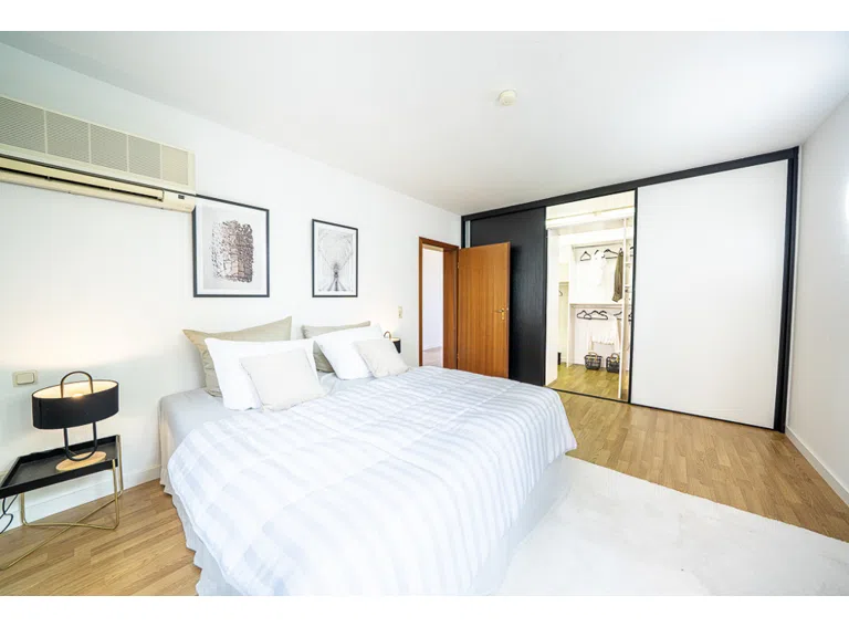 Schlafzimmer Ansicht 2