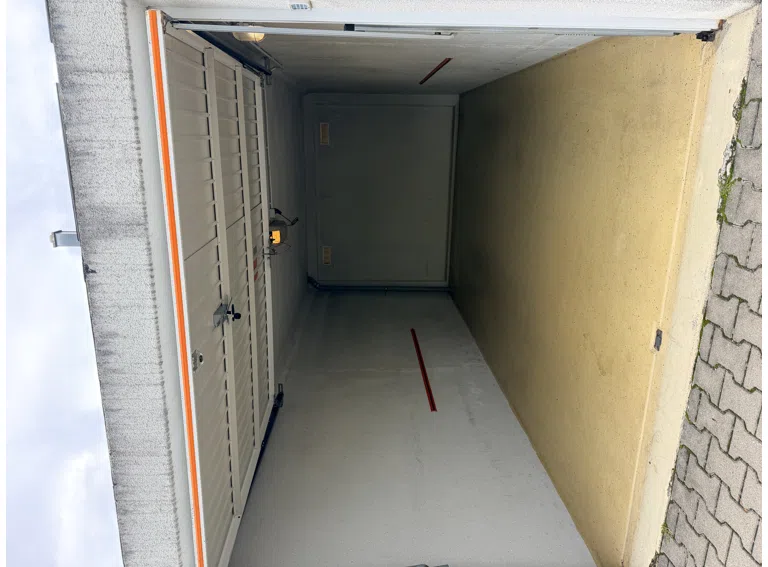offene Garage