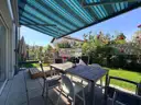 Terrasse mit Markise