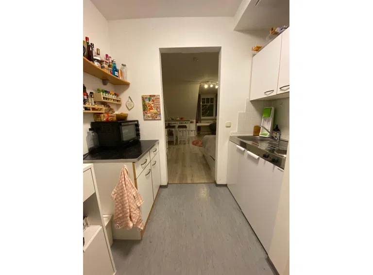 Flur und Küche