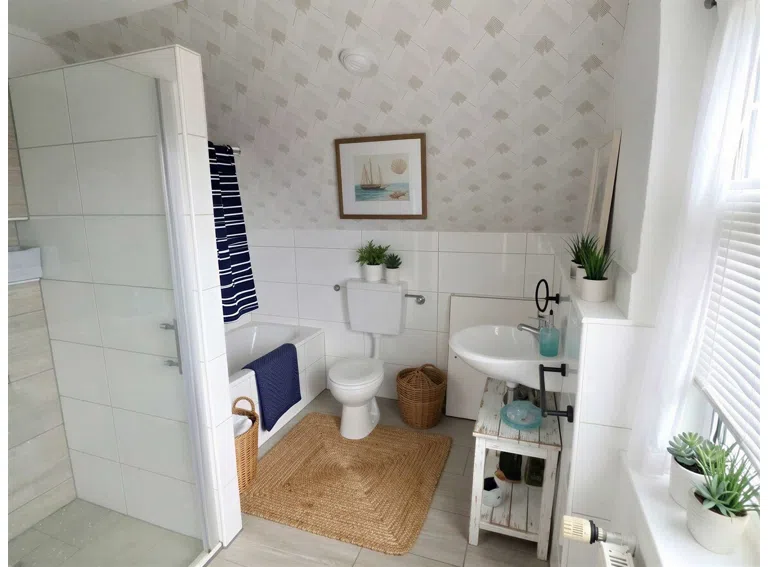 Badezimmer - (KI generiert)