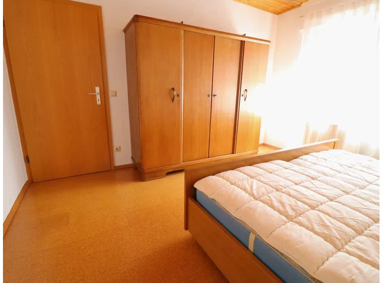 Schlafzimmer EG B2