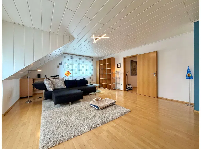 Großes Zimmer (OG)