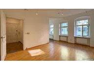 Titelbild für Zum Verkauf steht eine charmante 1-Zimmer-Wohnung im Rückgebäude eines schönen