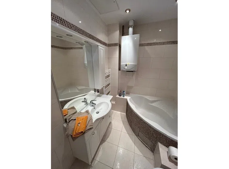 Badezimmer 2