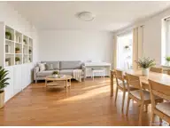 Bild von Helle 3-Zimmer-Wohnung mit Wintergarten – bezugsfrei in Eigentumswohnungen, in Berlin, 80.00 m², 3.00 Zi., Bj. 1955