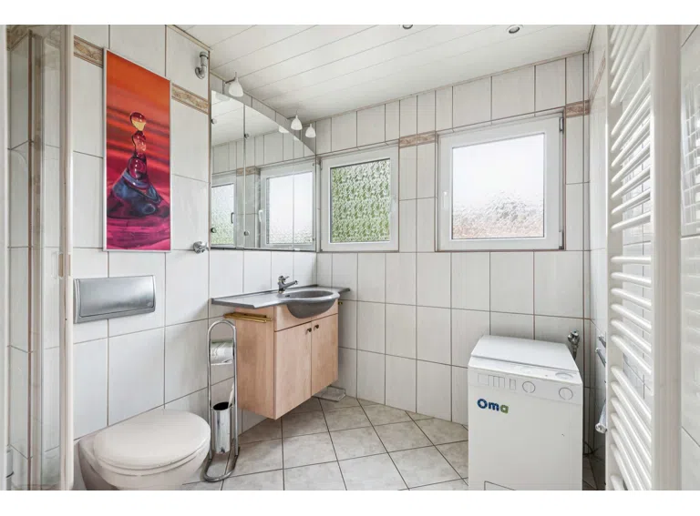 Badezimmer (OG)