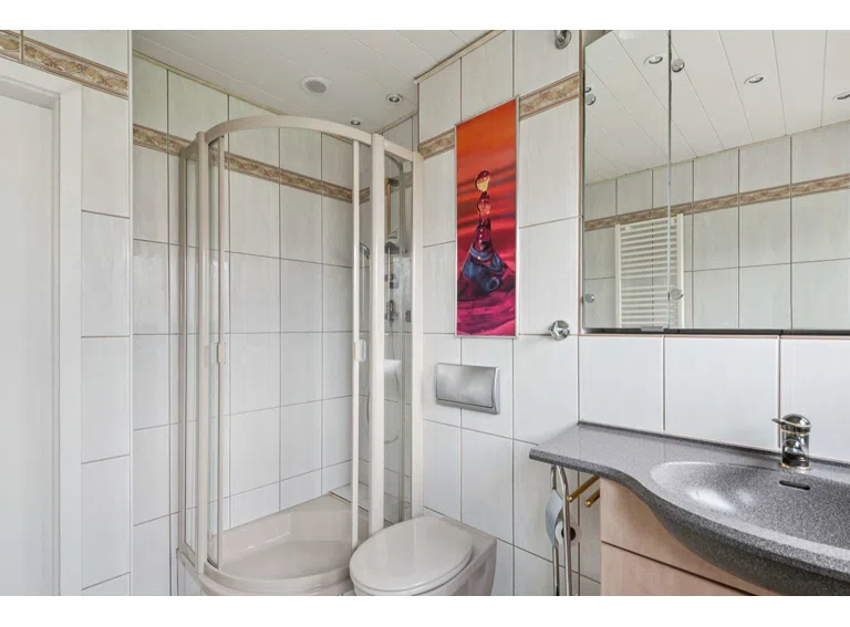 Badezimmer (OG)
