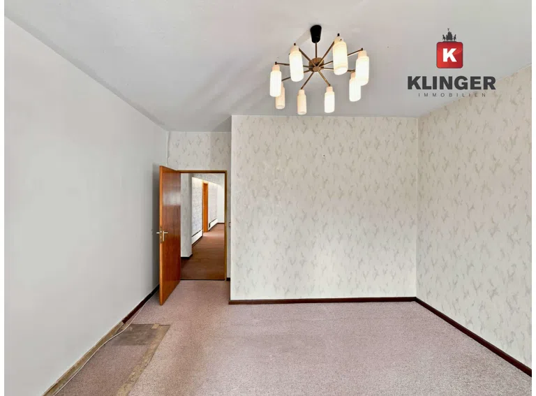 Weiteres Schlafzimmer mit Zugang zurm Außenbereich