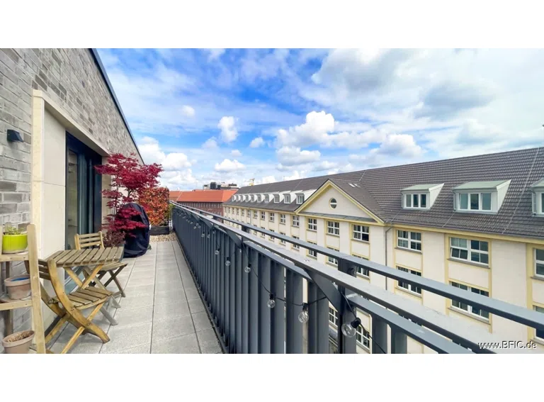 Terrace street side