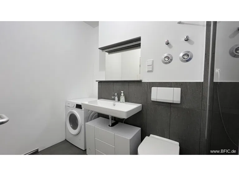 neues Duschbad