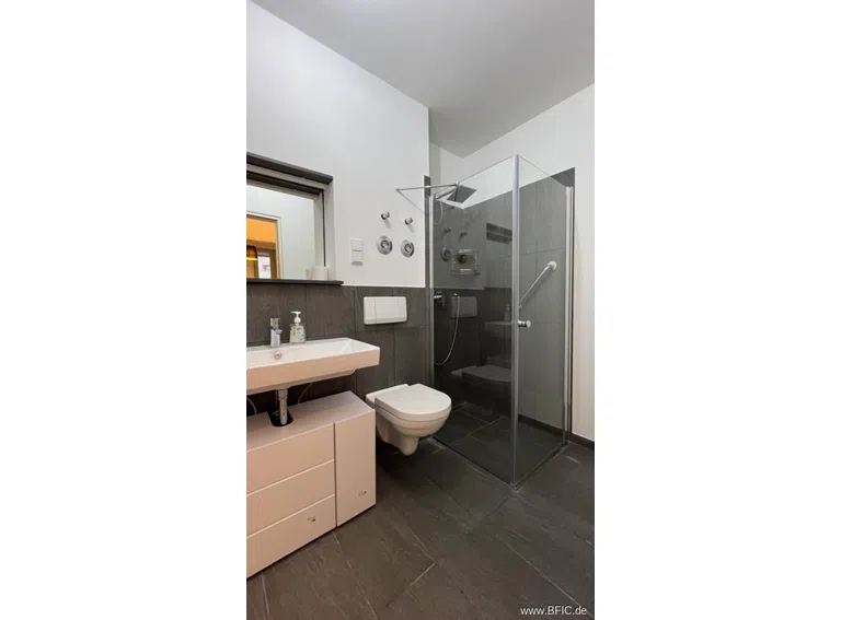 neues Duschbad