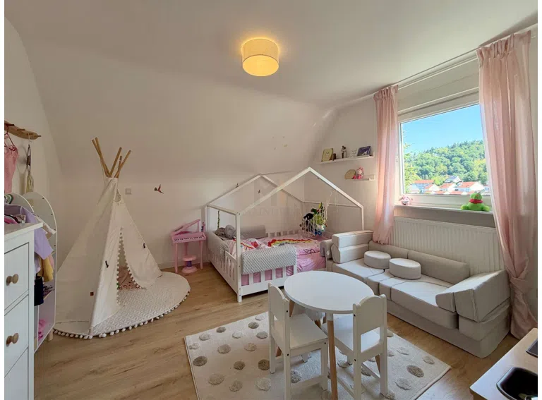 Kinderzimmer 1 (DG)