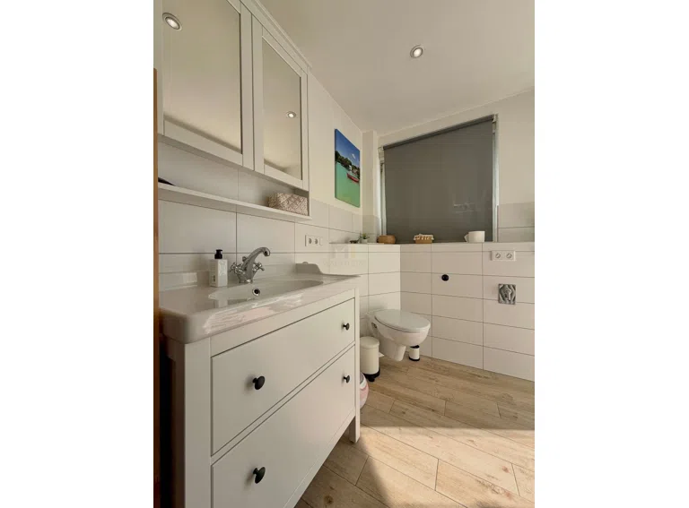 Badezimmer (DG)