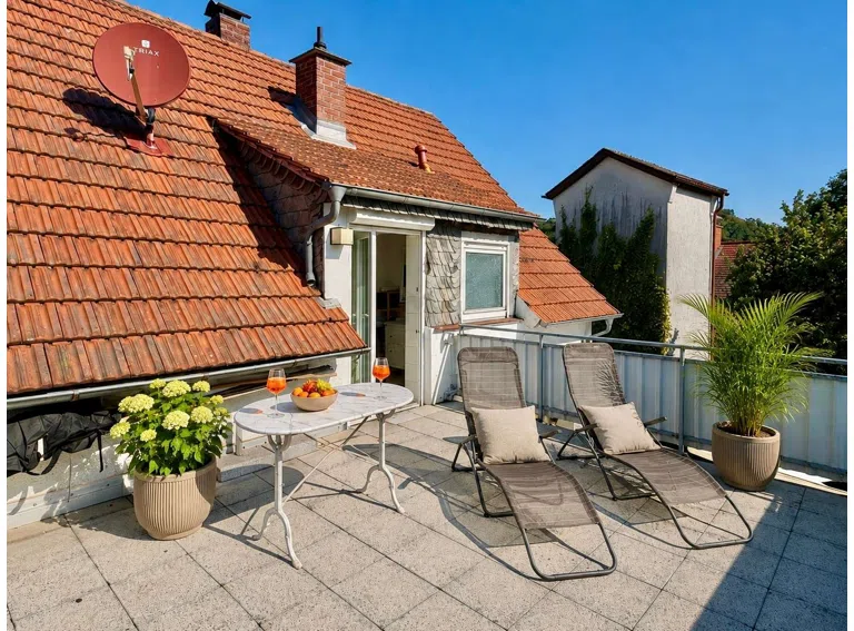 Dachterrasse (DG)