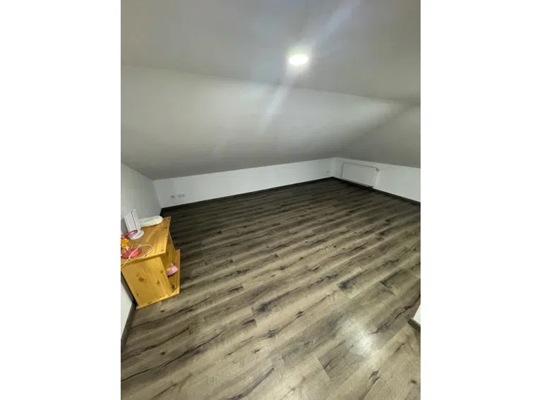 46 großes Gästezimmer im OG