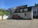 Einfamilienhaus mit Parkplatz