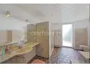 EG Tageslicht-Wellnessbad mit Wanne und Dusche