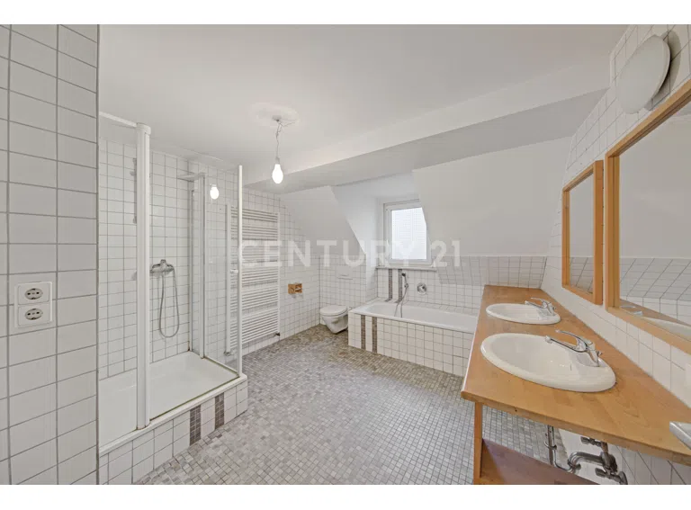 Haus 43 - DG Hauptbadezimmer