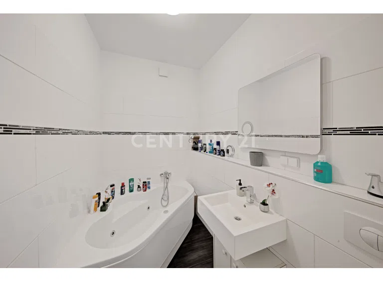 Haus 41 - EG Wannenbad