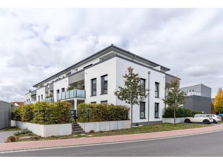 Straßenansicht