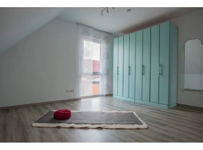 Schlafzimmer DG