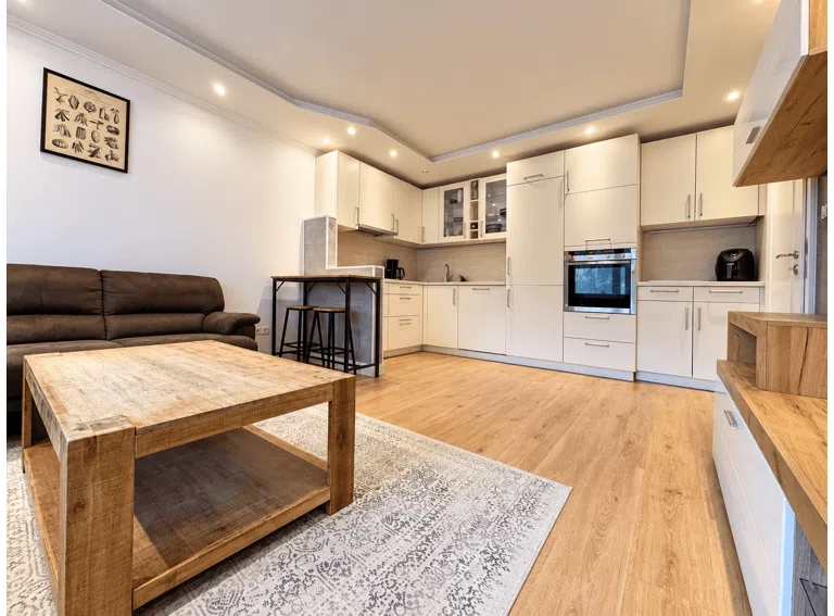 KG Wohnzimmer Küche