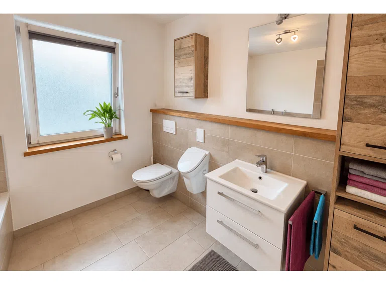 Badezimmer KI bearbeitet