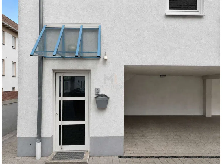 Haustür + Carport