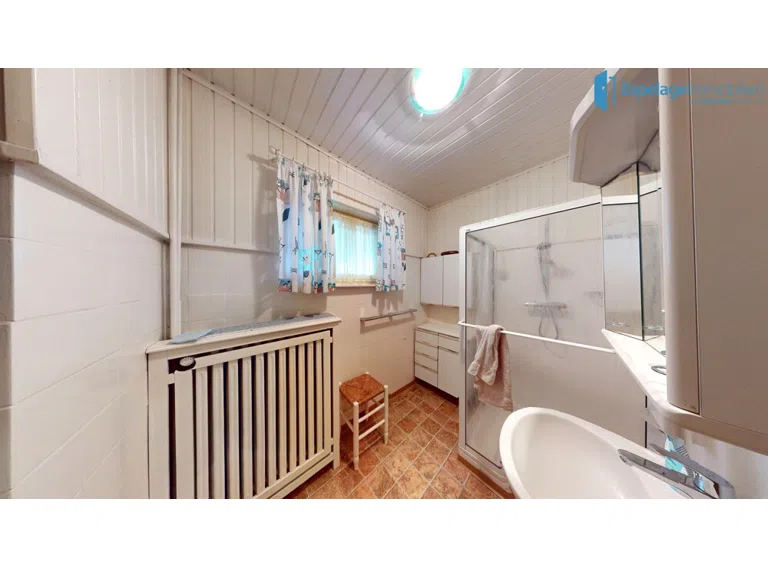 Badezimmer EG