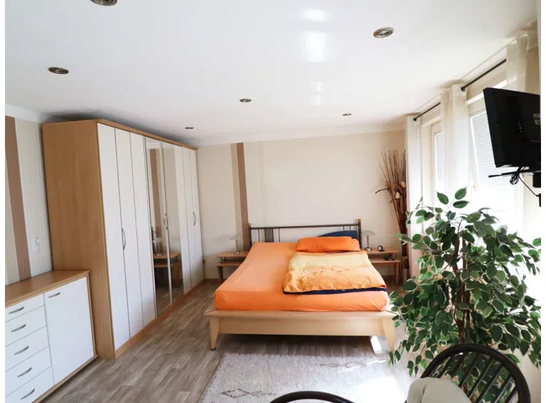 Schlafzimmer OG Bild 2