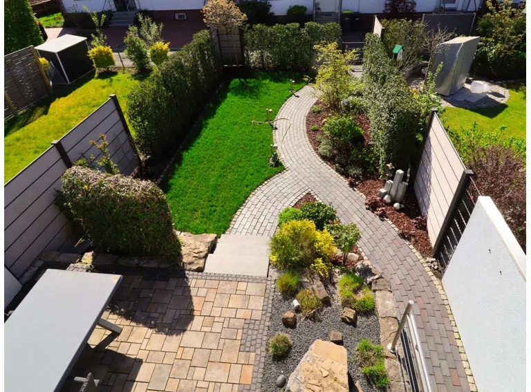 Gartenblick von oben