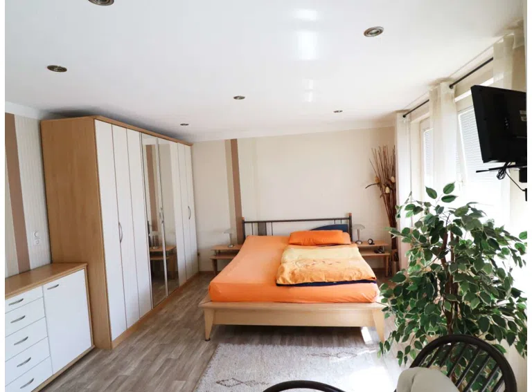 Schlafzimmer OG Bild 2