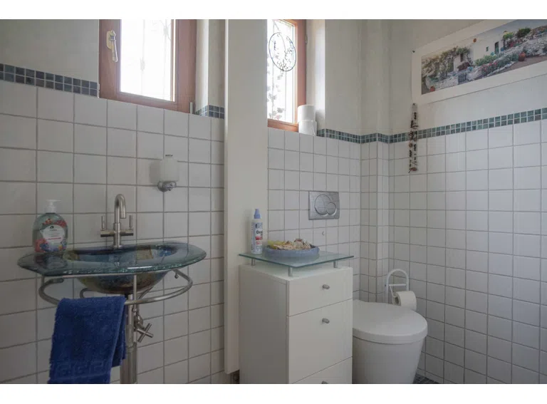 Gäste-WC EG