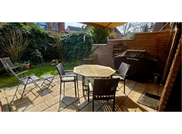 Terasse mit Garten